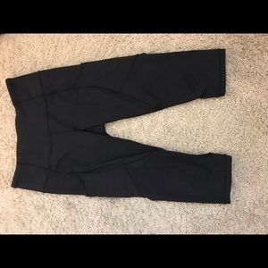 Lululemon capris